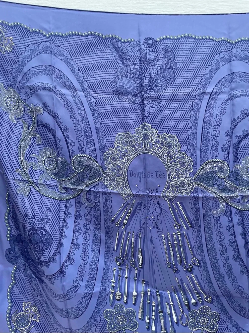 Hermes Lavender and Purple Silk Scarf - Picture 5 of 15